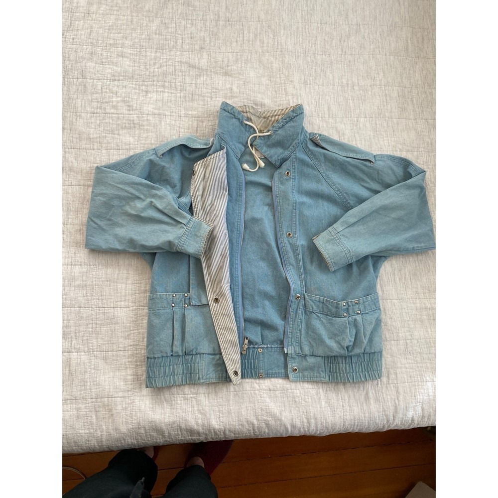 Vintage light denim jacket with pinstripe liner